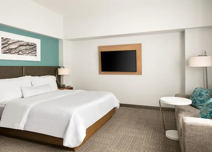 Element Omaha Midtown Crossing